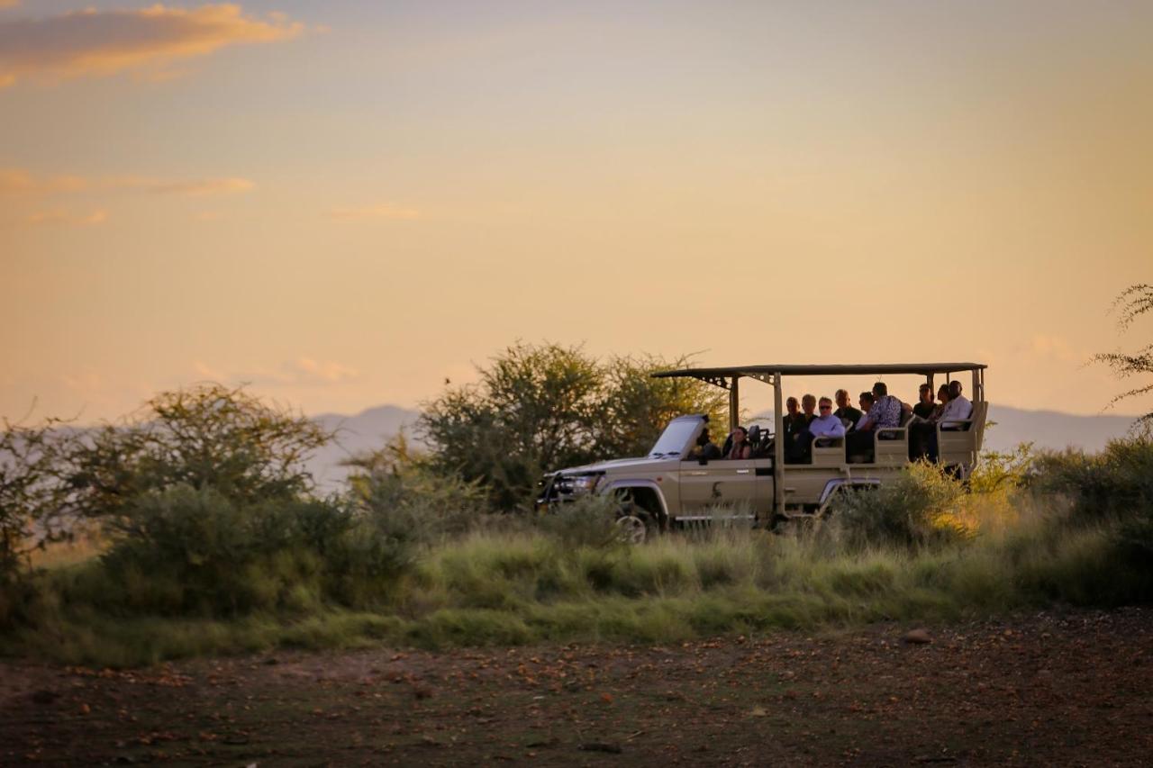 Okapuka Safari Lodge Windhoek Exterior photo